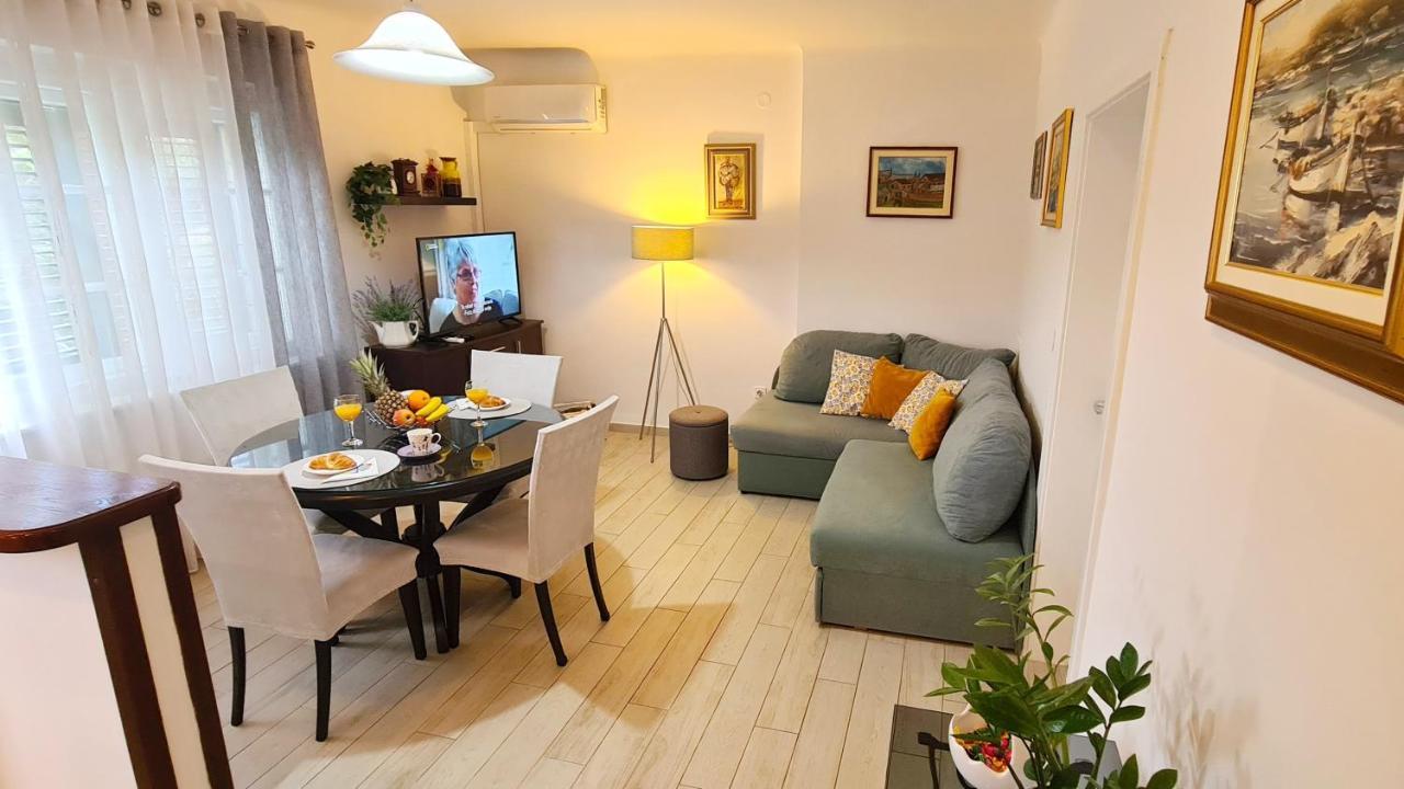 NEW!!! Apartment Sara Poljud Split Exterior foto